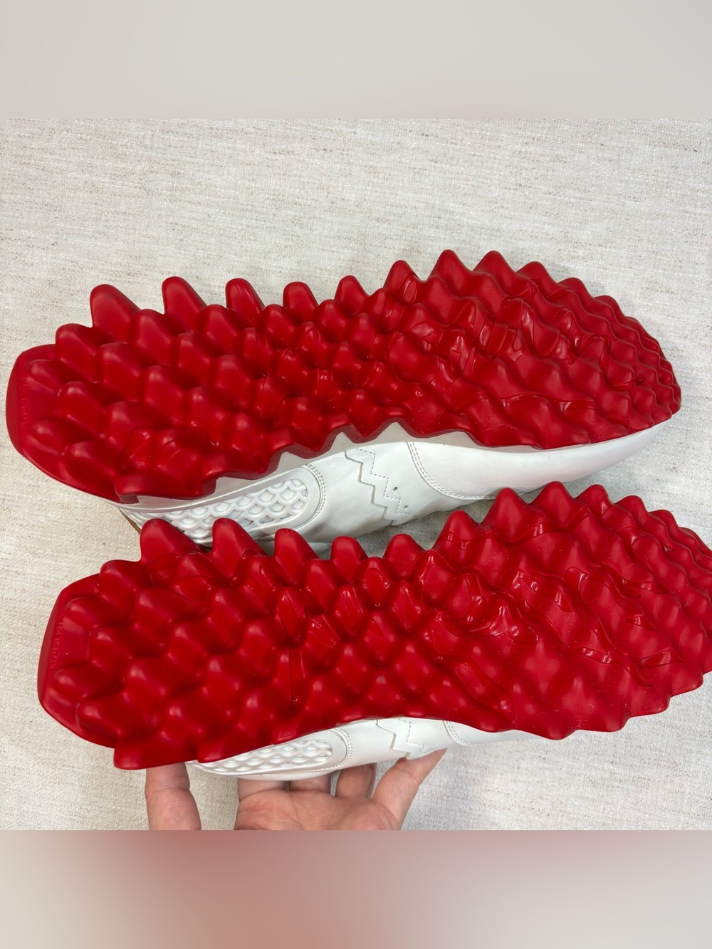 Authentic Christian Louboutin Men’s size 41 Loubishark Sneakers in white red - Picture 5 of 12